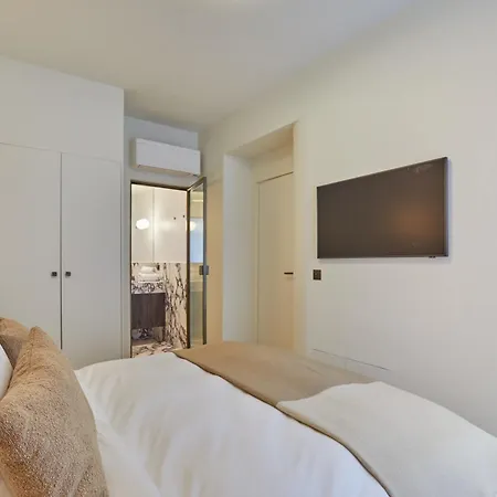 Apartment Louvre Palais Royal By Prestige Paris