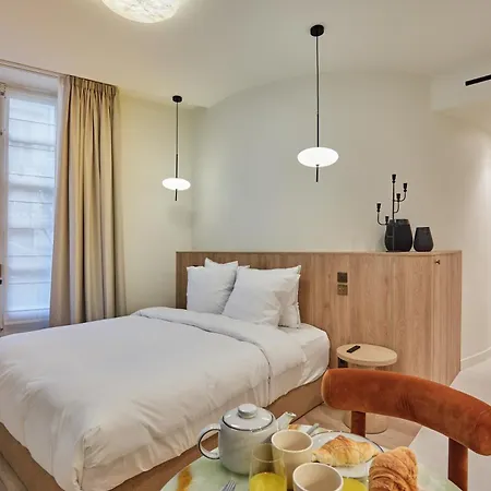 Apartment Louvre Palais Royal By Prestige