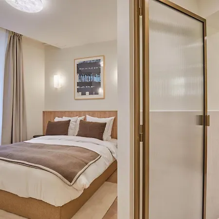 Louvre Palais Royal By Prestige Париж