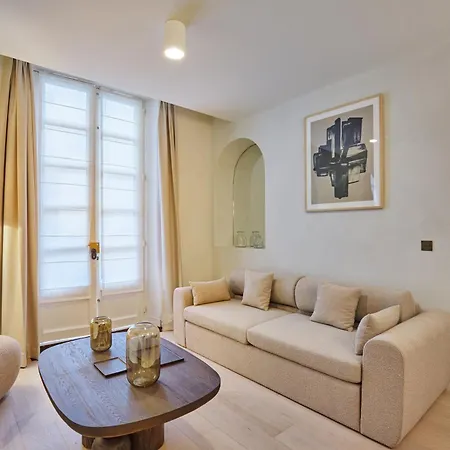Apartment Louvre Palais Royal By Prestige *