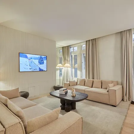 Louvre Palais Royal By Prestige