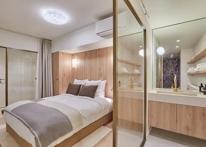 Louvre Palais Royal By Prestige