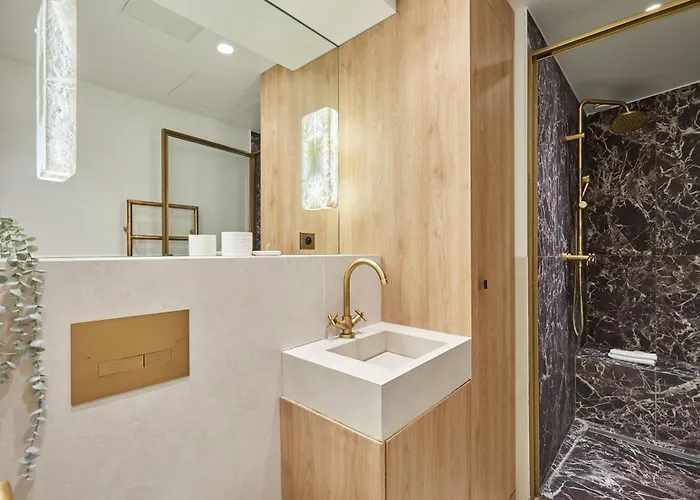 Louvre Palais Royal By Prestige